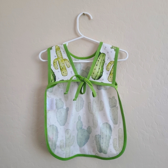 Bapron Baby 6m to 3t size. Cute cactus print - Picture 2 of 2